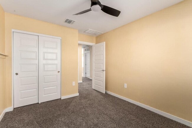 Building Photo - 12742 E Joffroy Dr