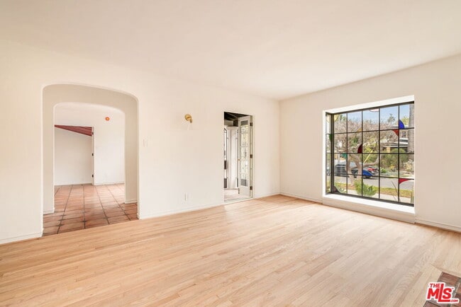 Building Photo - 2228 Prospect Ave