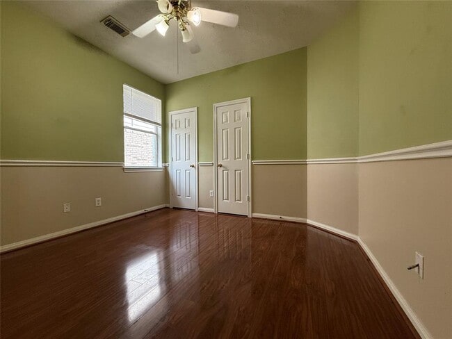 Building Photo - 13815 Pickford Knolls Dr