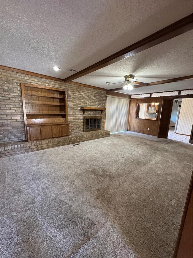 Building Photo - 4812 NW 70th St