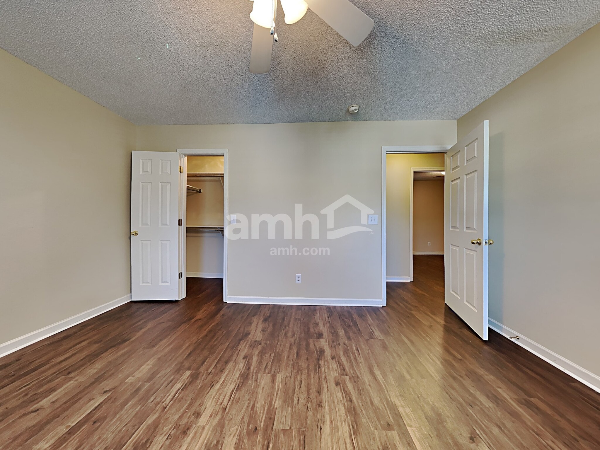 Building Photo - 126 Apache Dr