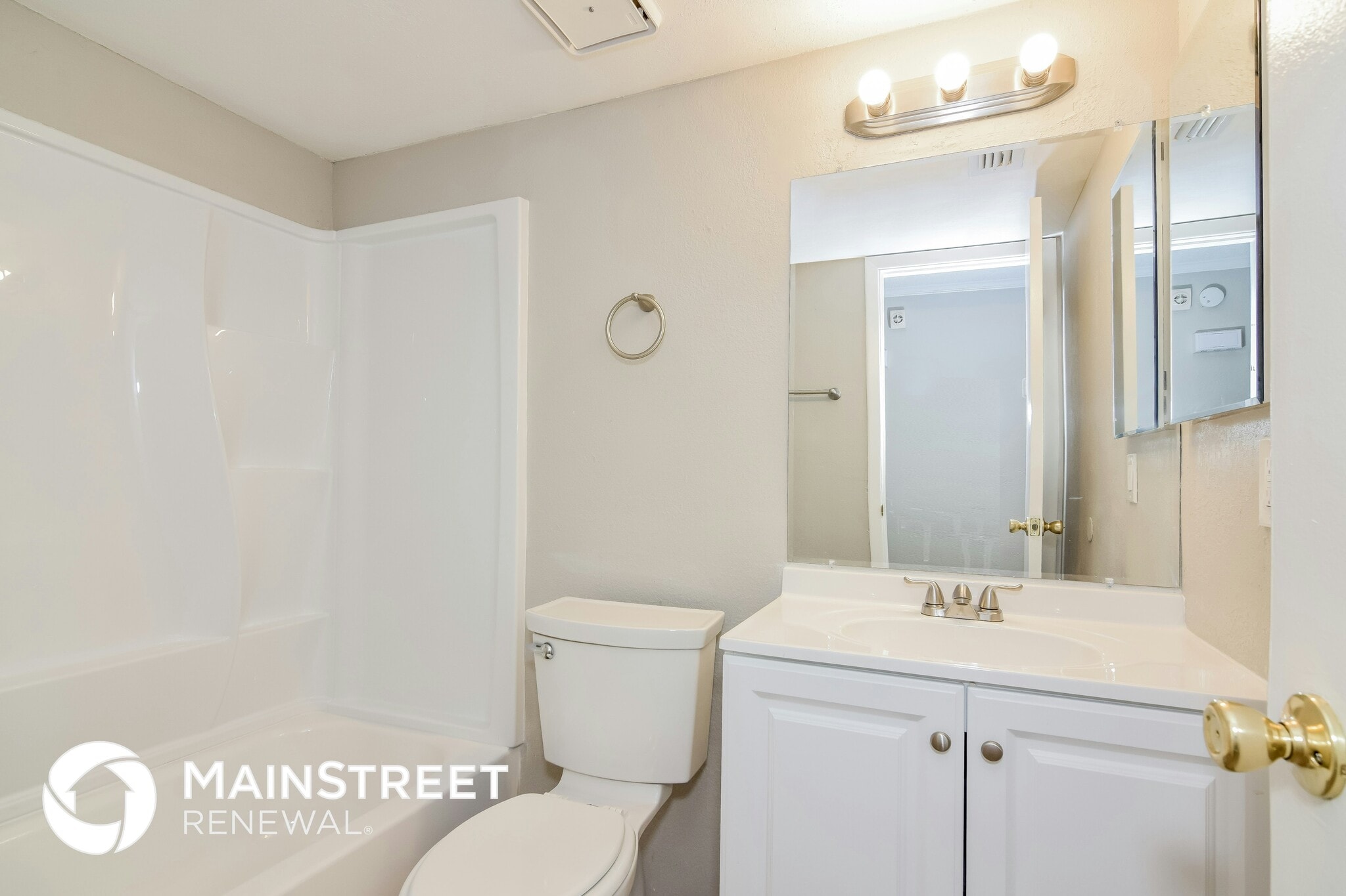 Building Photo - 602 N Highview Ter