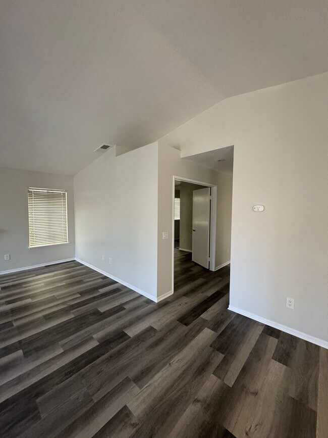 Building Photo - ***New Rental Home***