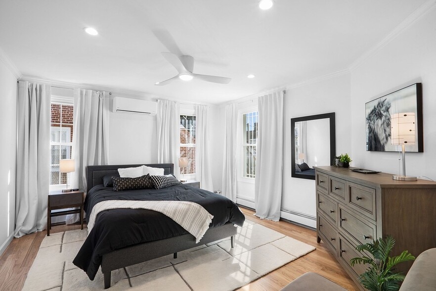 Building Photo - 16 Union St