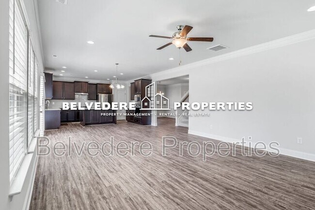 Building Photo - 5749 Marblehead Dr