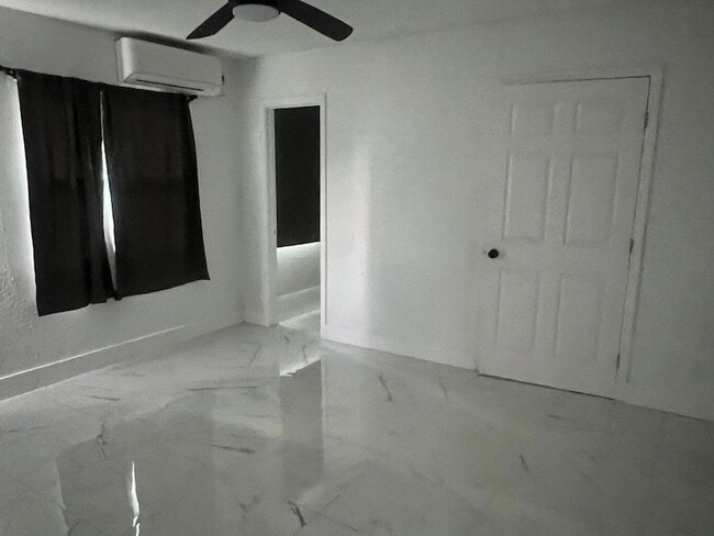 Building Photo - 2340 Avenue M