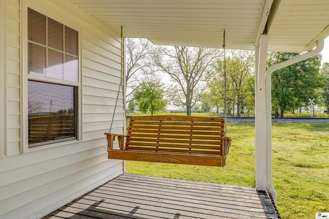 Building Photo - 6391 Paulette Pipes Rd