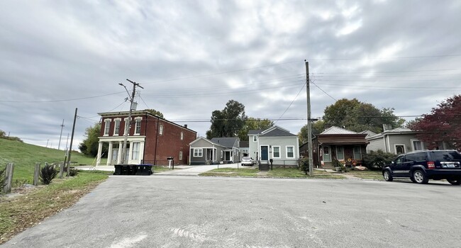 Building Photo - 3206 Rudd Ave