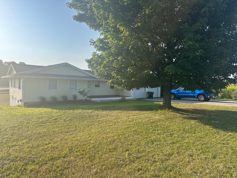 Primary Photo - 13227 S Bugai Rd