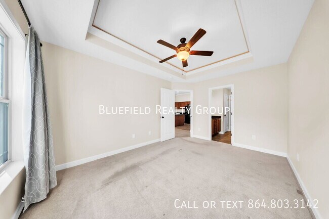 Building Photo - 562 Wesberry Cir