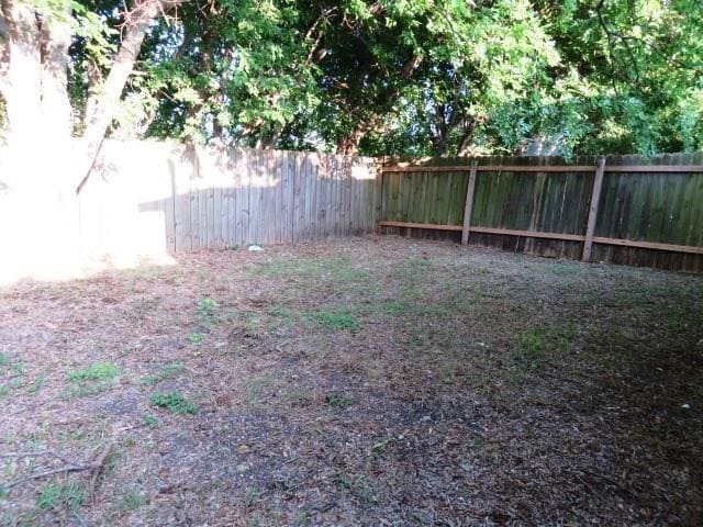 Building Photo - 522 Lenora Dr