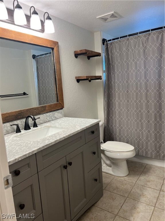 Building Photo - 8288 Key Royal Cir