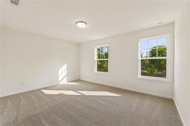 Building Photo - 204 Silverleaf Trl