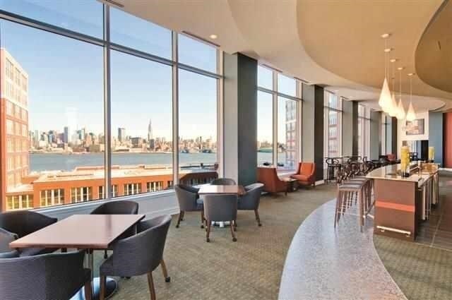 Building Photo - 1125 Maxwell Ln