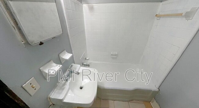 Building Photo - 5223 Polan Ln