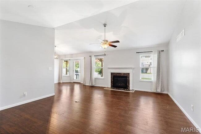 Building Photo - 209 Flint Brook Dr