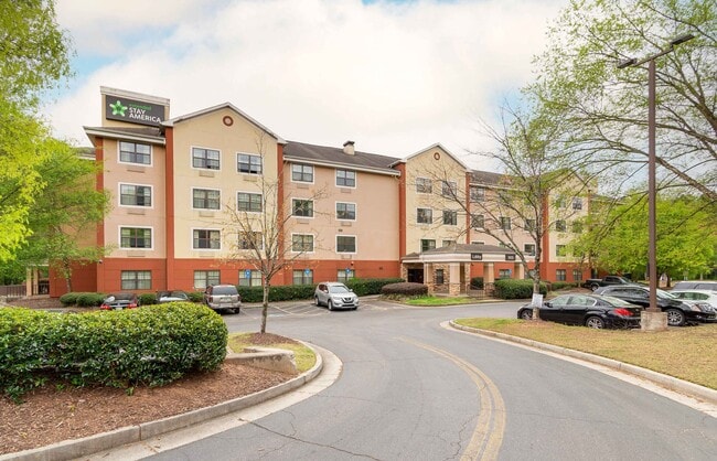 Building Photo - 905 Crestline Pkwy