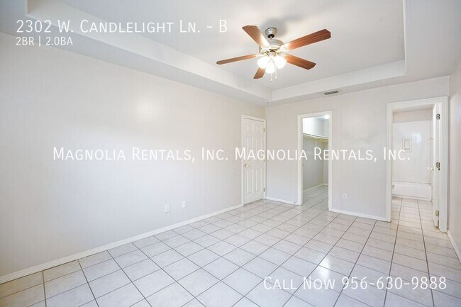 Building Photo - 2302 W Candlelight Ln