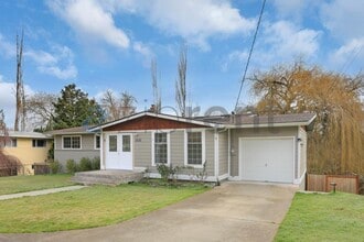 Building Photo - 1020 151st Ave SE