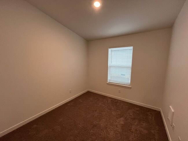 Building Photo - Newly Constructed Four Bedroom in Madras