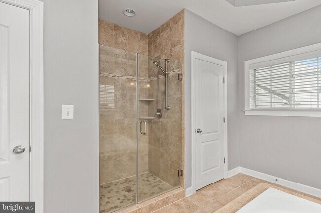 Building Photo - 15305 Sweetbay St