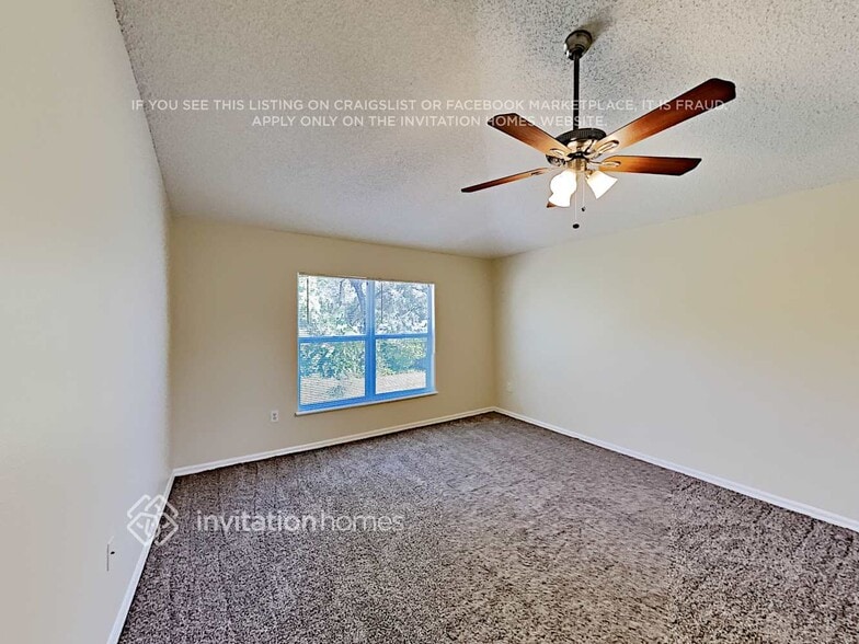 Building Photo - 233 Pleasant Gardens Dr