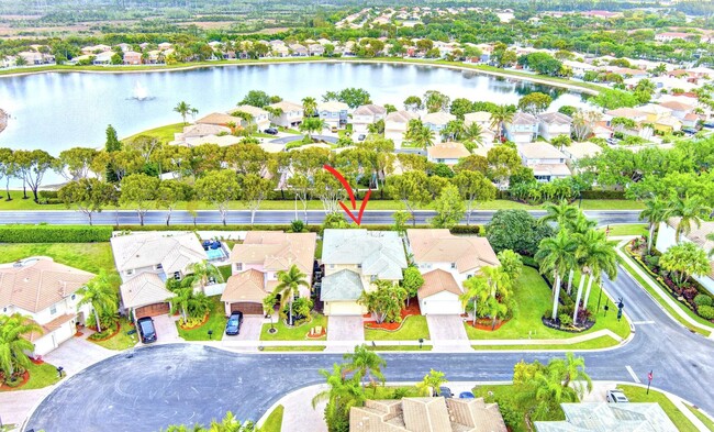 Building Photo - 6453 Paradise Cove