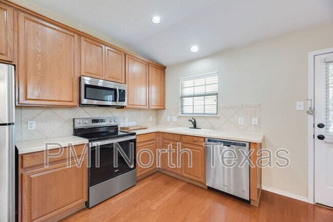 Building Photo - 2677 Calmwater Dr