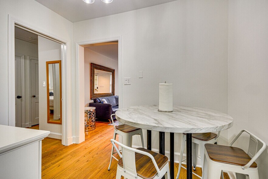 Building Photo - 1216 Pamlico Dr