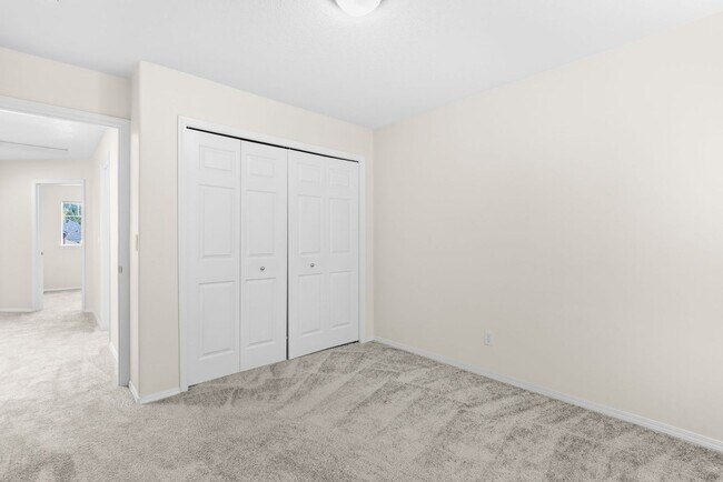 Building Photo - FOR RENT: CORNER LOT, Immaculate, lovely and spacious home - 5 bed, 3 bath + bonus room with 3-ca...