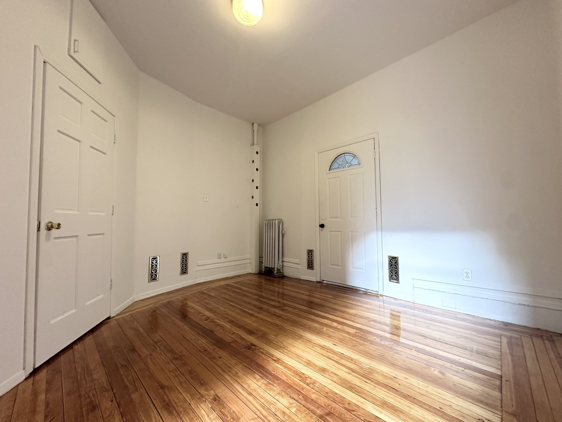 Building Photo - 182 Claremont Ave