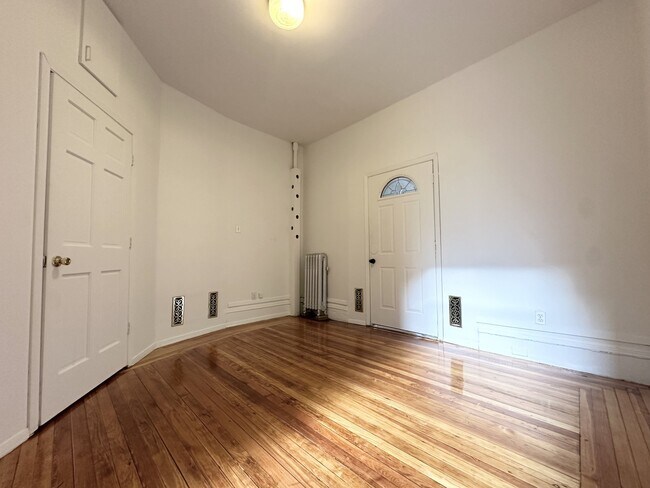 Floorplan - 182 Claremont Avenue