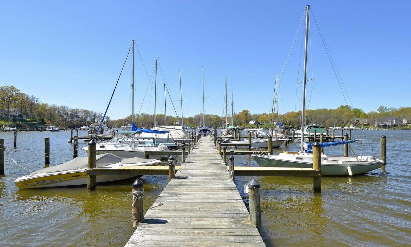 Southdown Shores Marina - 3300 Decker Pl
