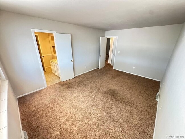 Building Photo - 7477 W Cedar Cir