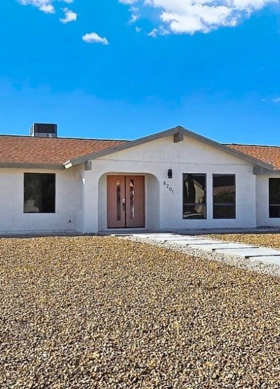 Primary Photo - 8201 W Hammer Ln