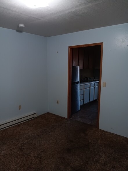 Building Photo - 418 N Pine St