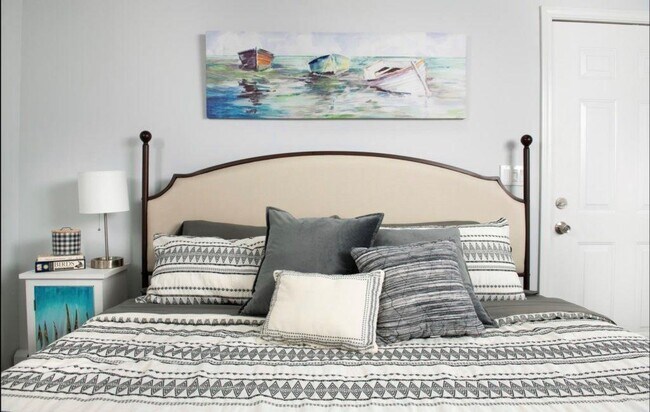 Building Photo - 38 Hilltop Ave