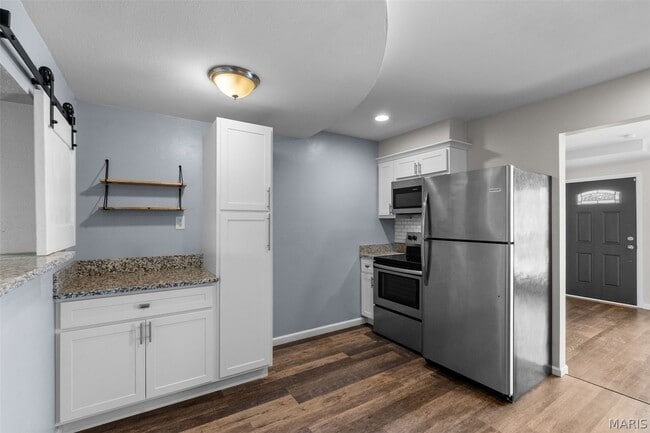 Building Photo - 526 Lynn Haven Ln