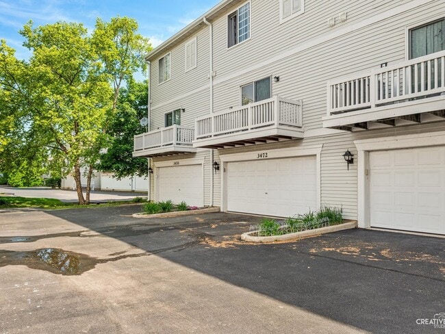 Building Photo - 3472 Ravinia Cir