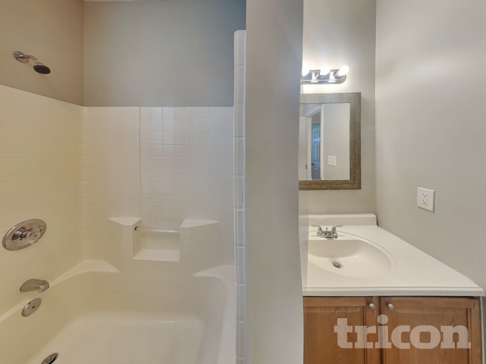 Building Photo - 309 Patrick Ave SW