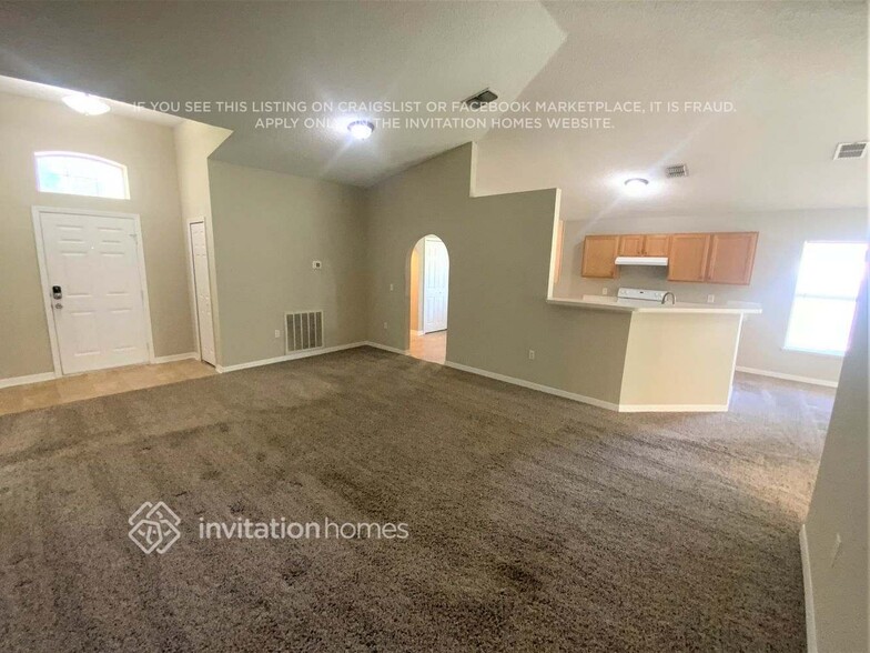 Building Photo - 1786 Hearth Street