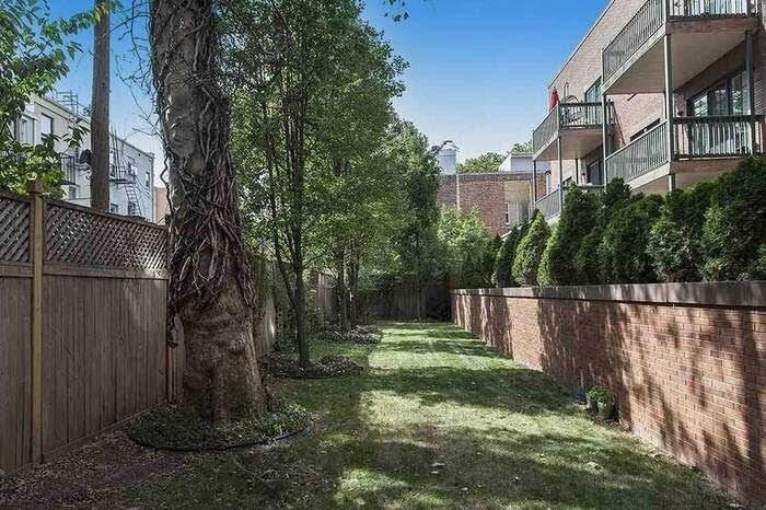 Building Photo - 61 Grand St