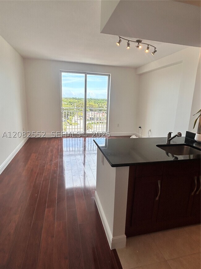 Building Photo - 7275 SW 90th St