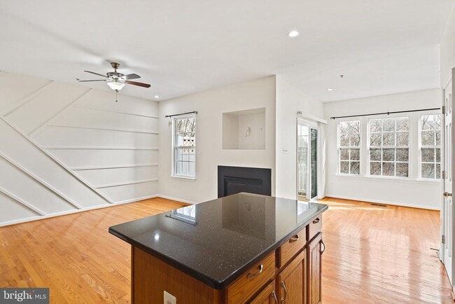Building Photo - 9939 Fragrant Lilies Way