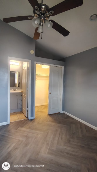 Building Photo - 7038 W Fillmore St