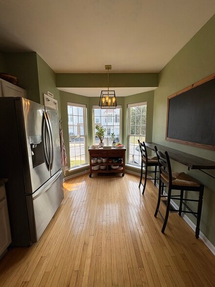 Kitchen - 13 Glennwood Dr
