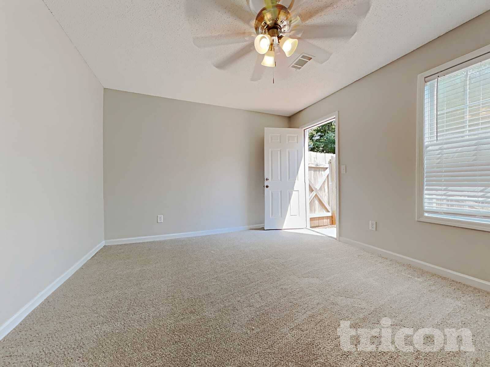 Building Photo - 122 Chippewa Run