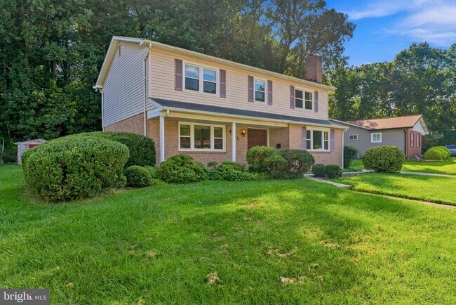 Building Photo - 4631 Hawksbury Rd