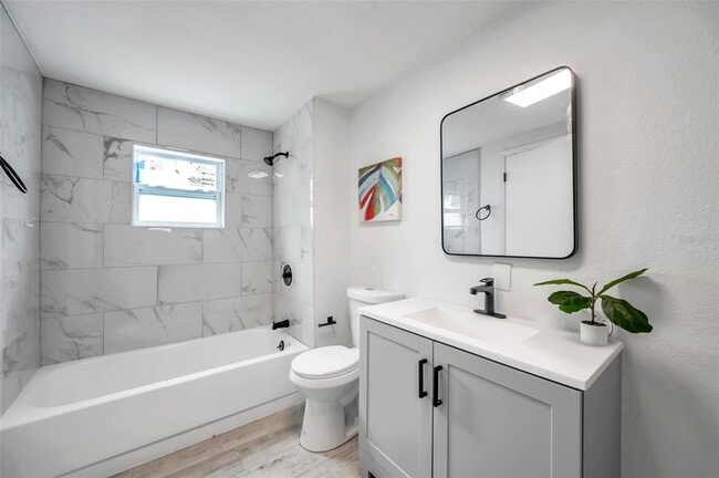 Building Photo - 7104 Castanea Dr