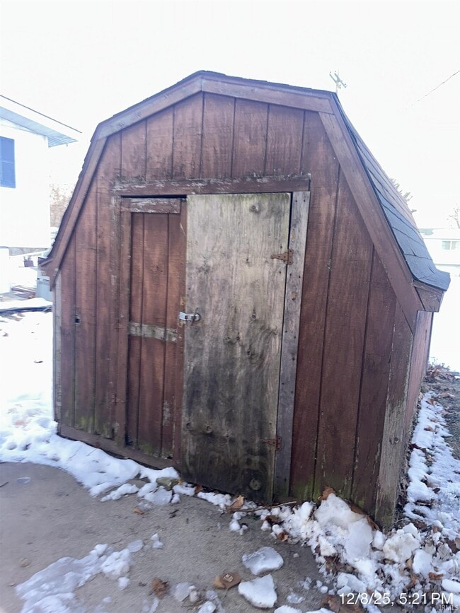 Building Photo - 2026 Shaw Ave